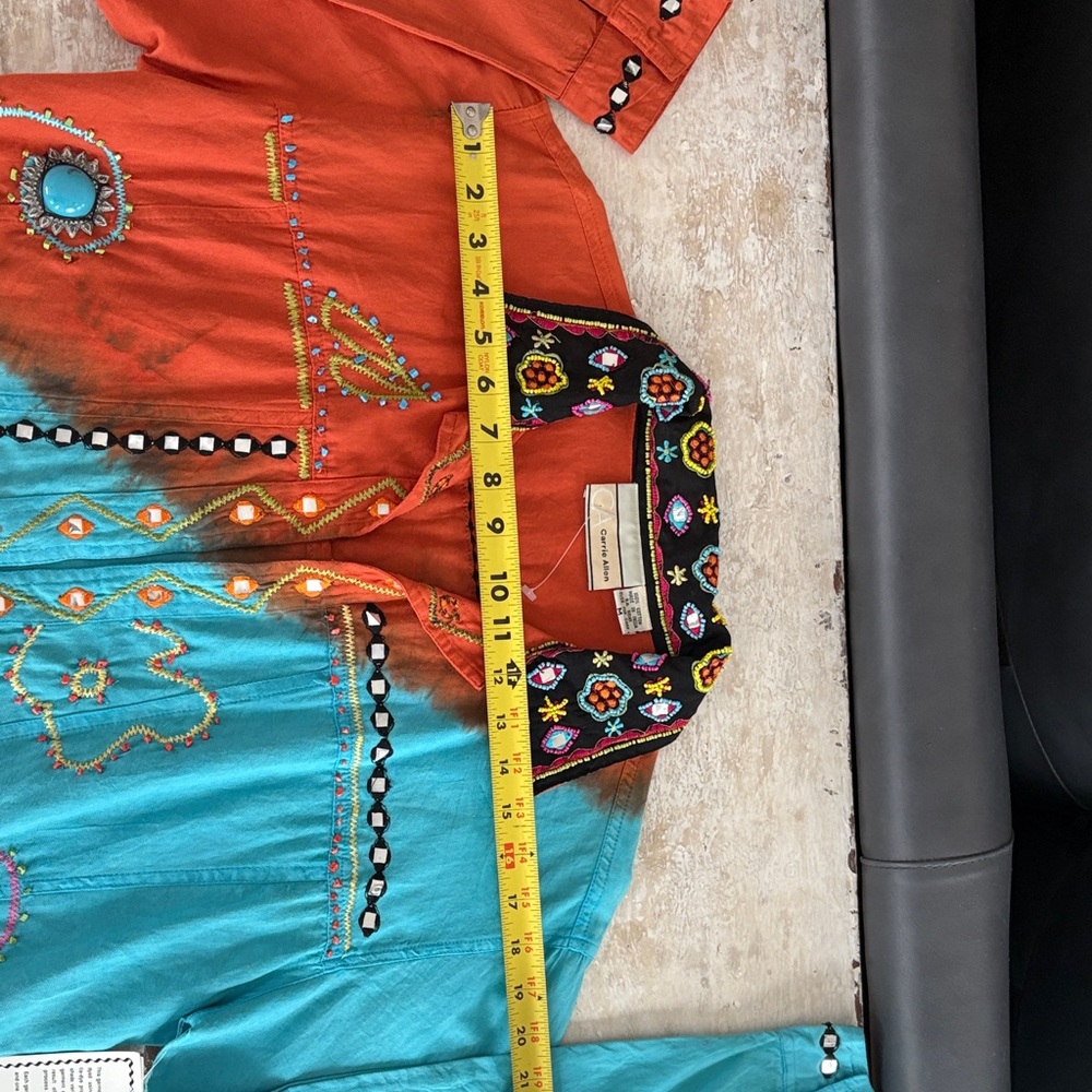 Colorful Embroidered Jacket - Picture 6 of 8